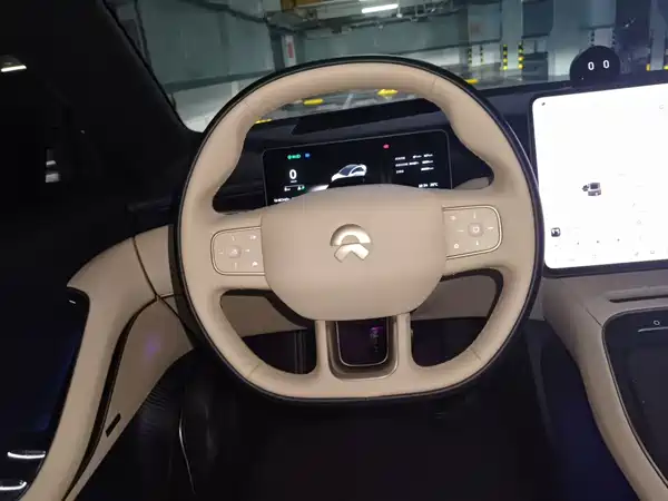 NIO ET5 2025