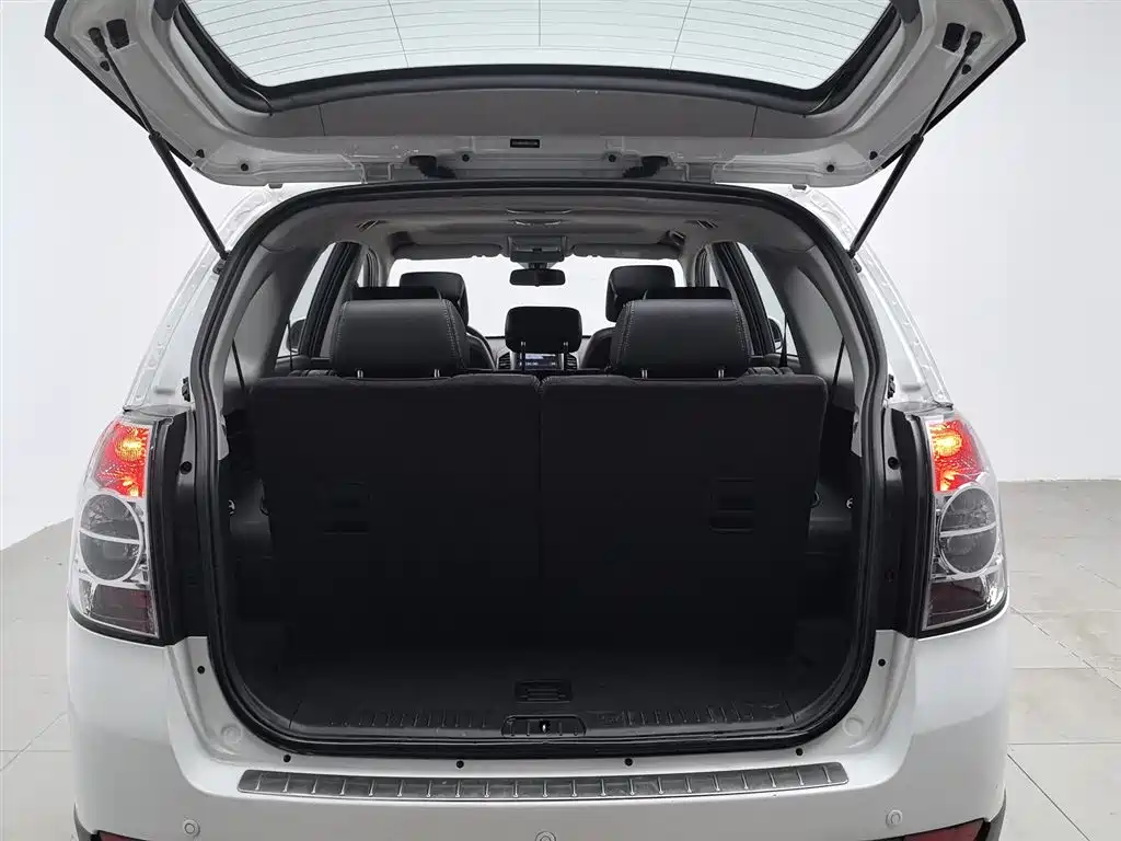 Chevrolet Captiva 2014 — фото 16