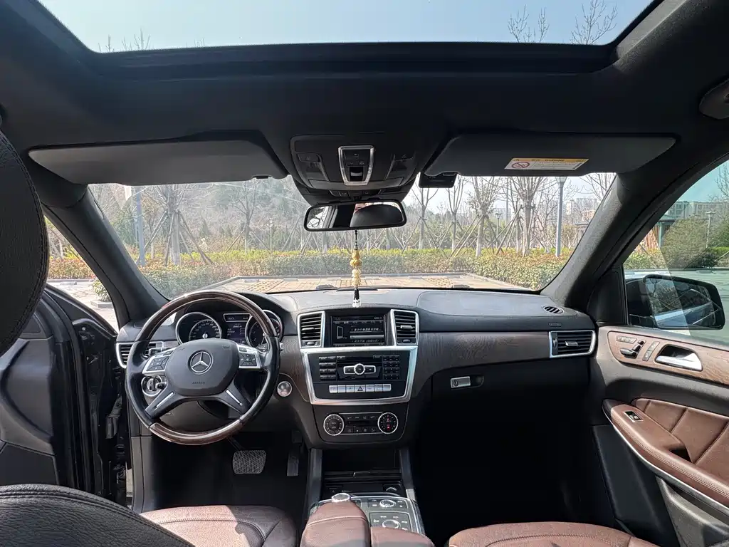 Mercedes-Benz GL-Class 2015 — фото 9
