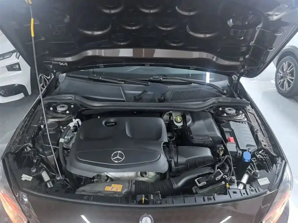 Mercedes-Benz GLA 2017 — фото 20
