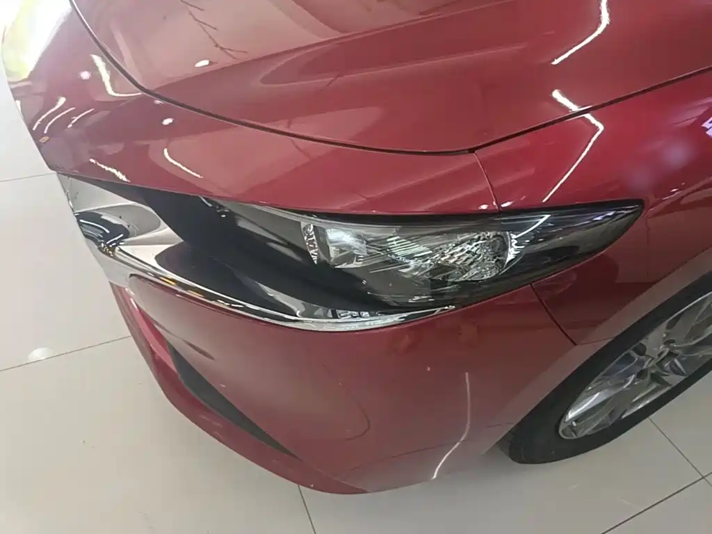 Mazda 3 Axela 2020 — фото 24