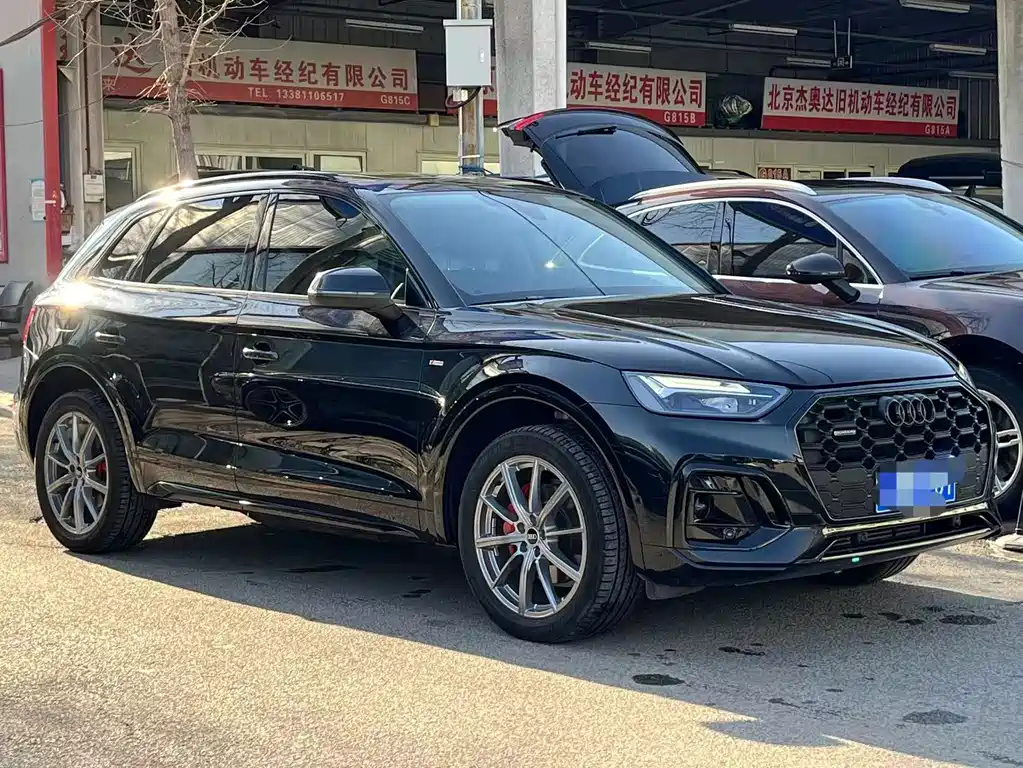 Audi Q5L 2022 — фото 3