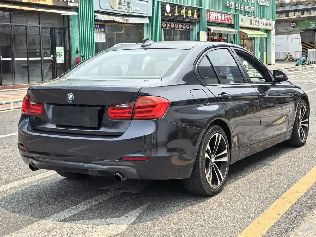 BMW 3 Series 2012 — фото 14