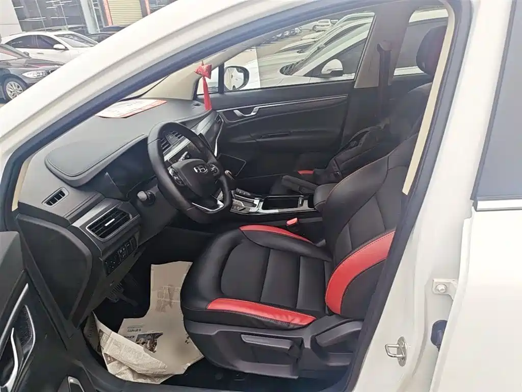 Geely Emgrand GS 2020 — фото 15