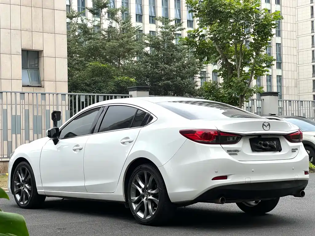 Mazda Atenza 2016 — фото 9