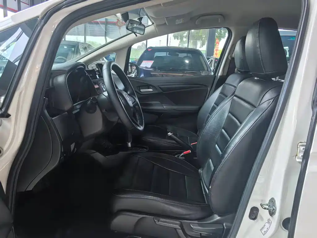 Honda Fit 2015 — фото 8