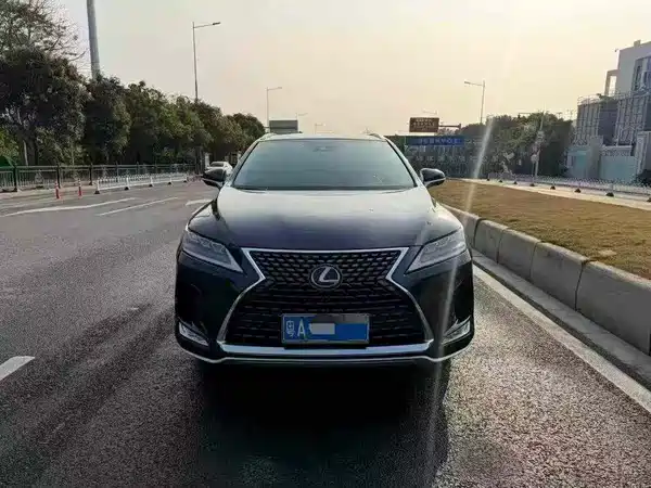 Lexus RX 2020