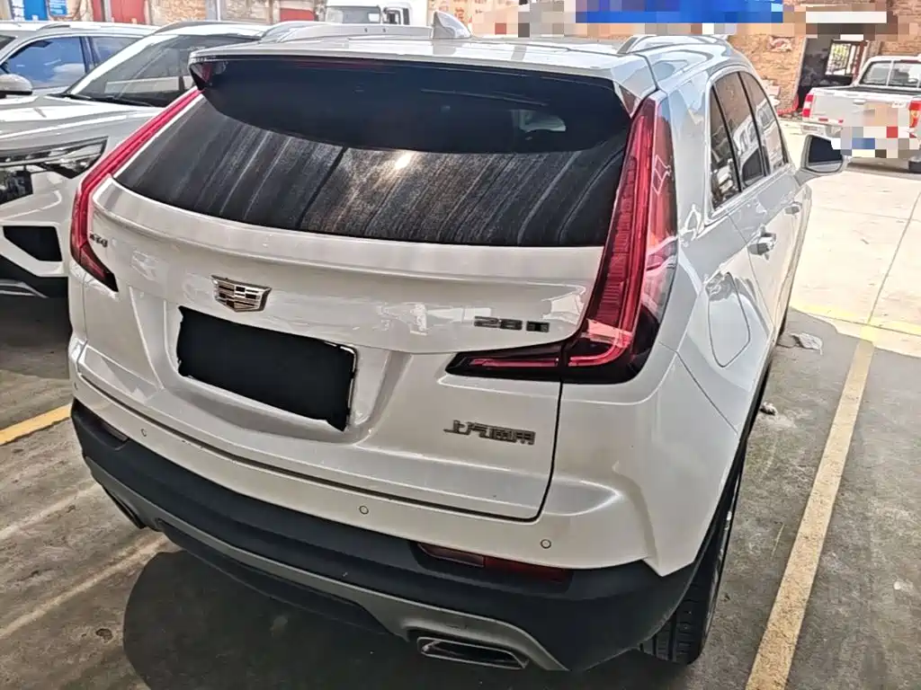 Cadillac XT4 2020 — фото 7