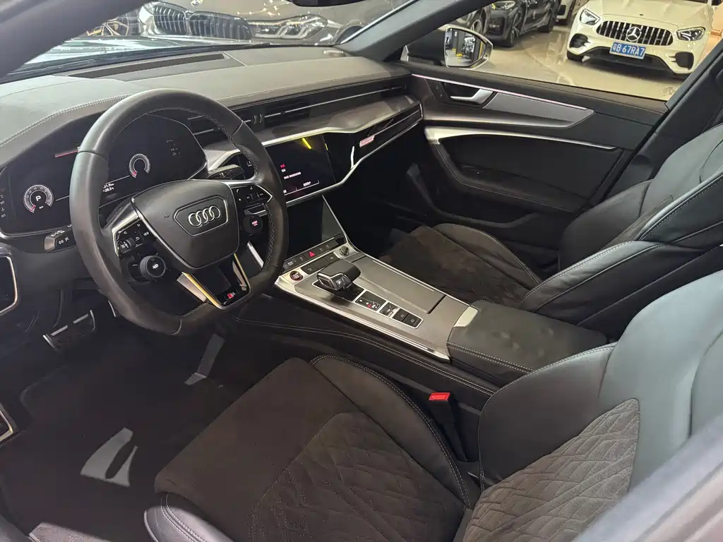 Audi A6L 2021