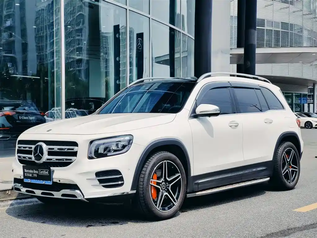Mercedes-Benz GLB 2023