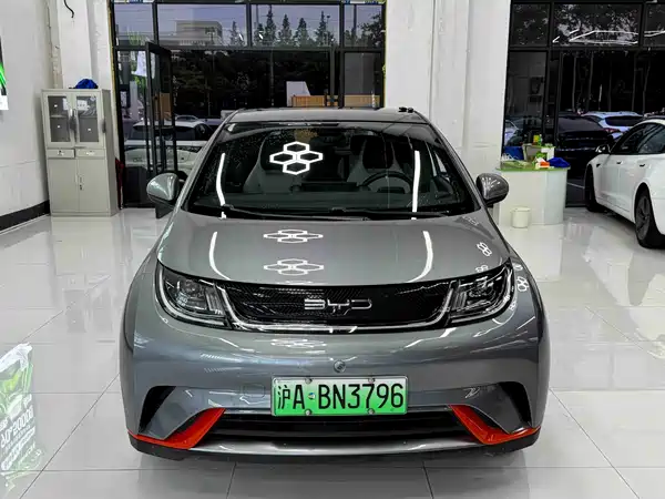 BYD Dolphin 2023