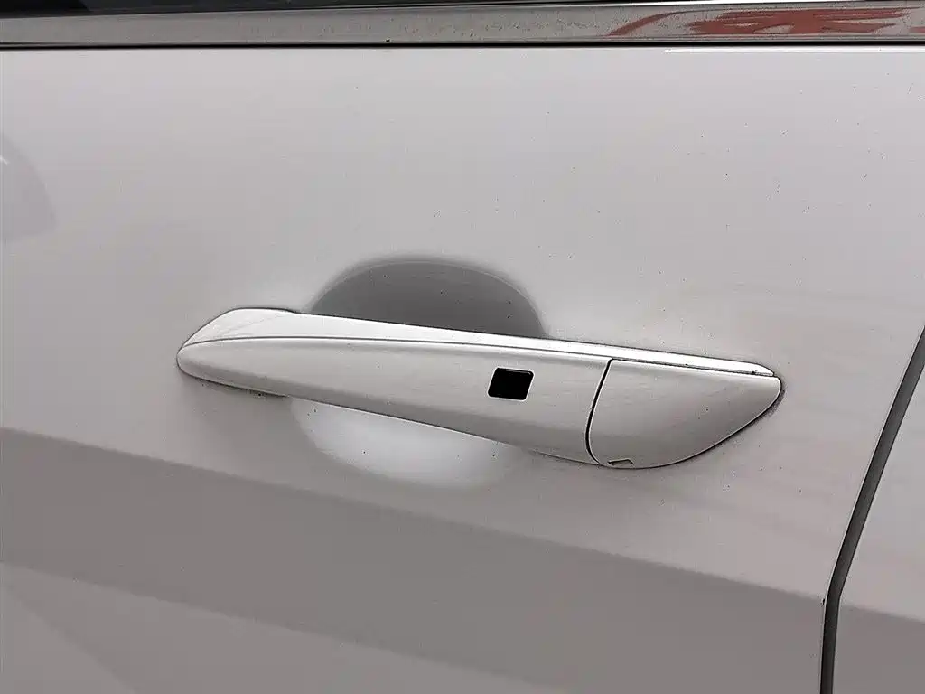 Hyundai Elantra 2022 — фото 18
