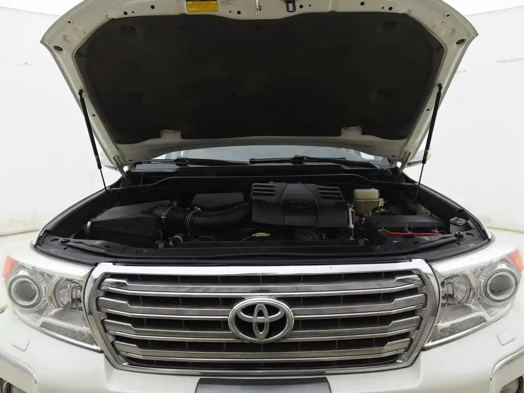 Toyota Land Cruiser 2015 — фото 15
