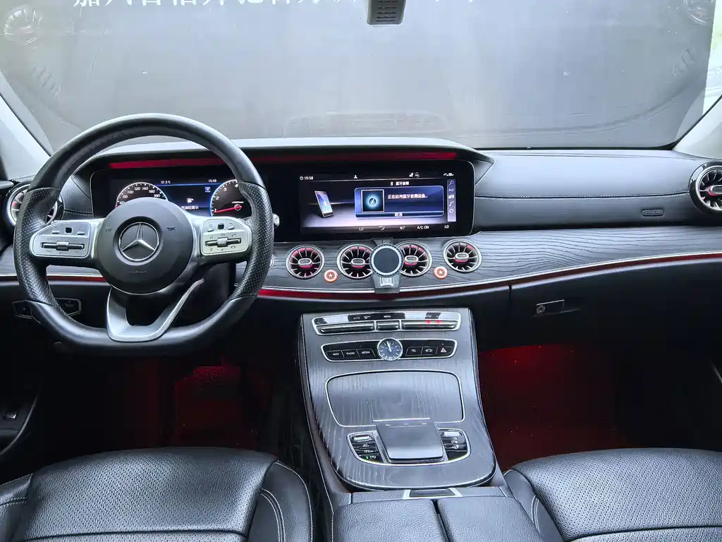 Mercedes-Benz E-Class 2020 — фото 29