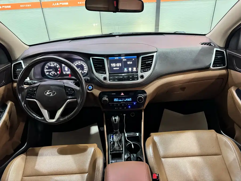 Hyundai Tucson 2016 — фото 10
