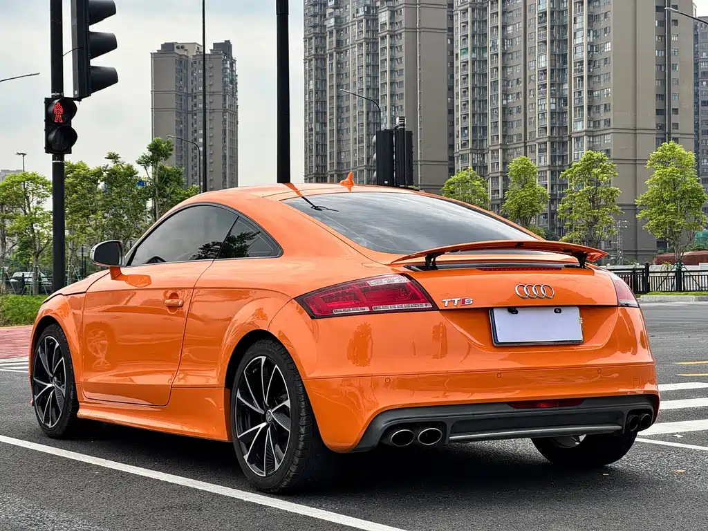 Audi TTS 2012 — фото 10