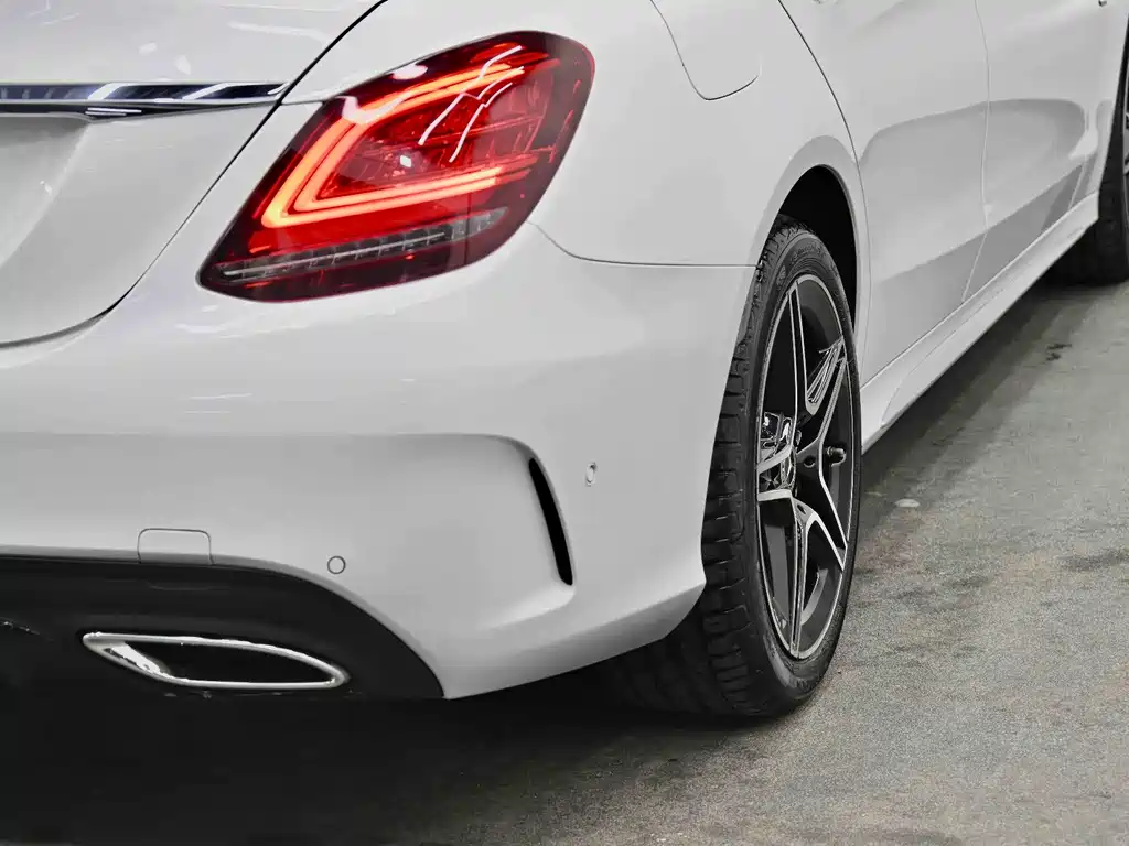 Mercedes-Benz C-Class 2021 — фото 18