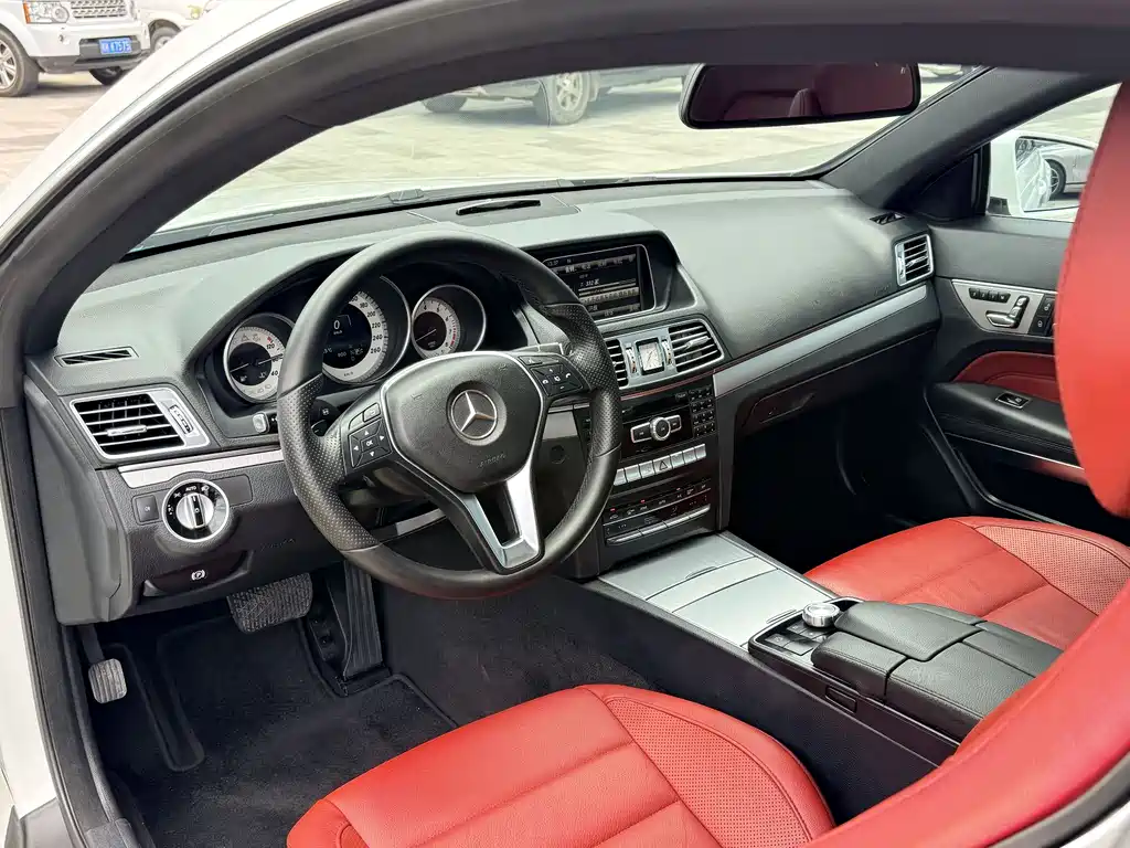 Mercedes-Benz E-Class 2015 — фото 12