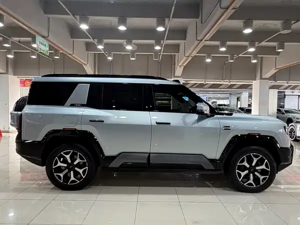 Fangchengbao Leopard 8 2026