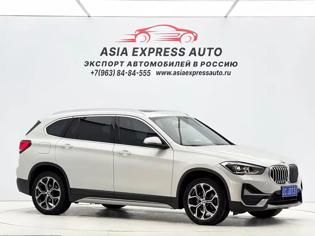 BMW X1 2022 — фото 3
