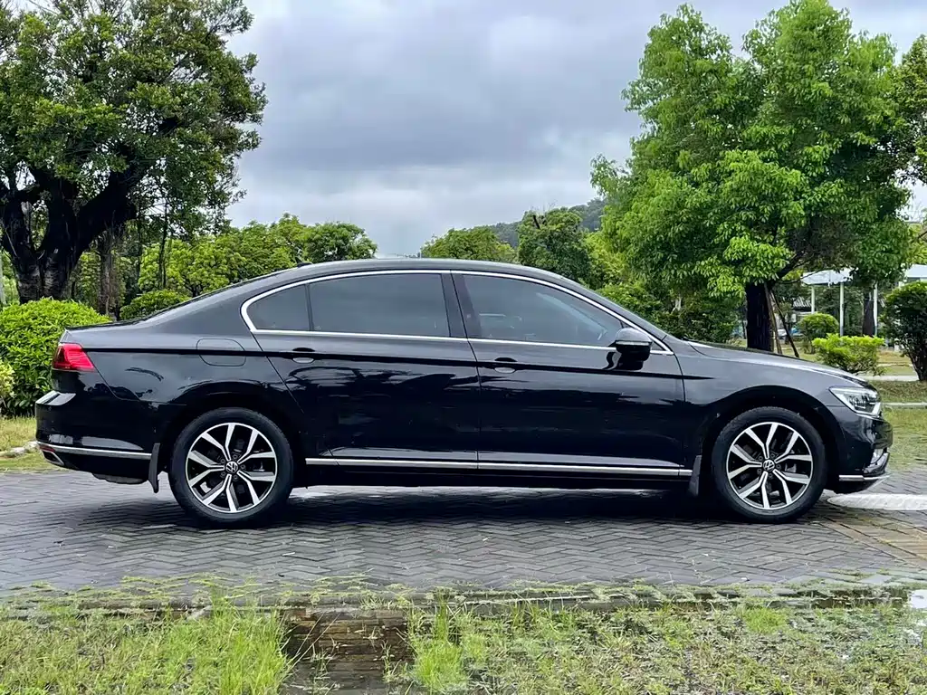 Volkswagen Magotan 2022