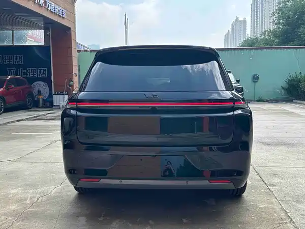 Li Auto L8 2024