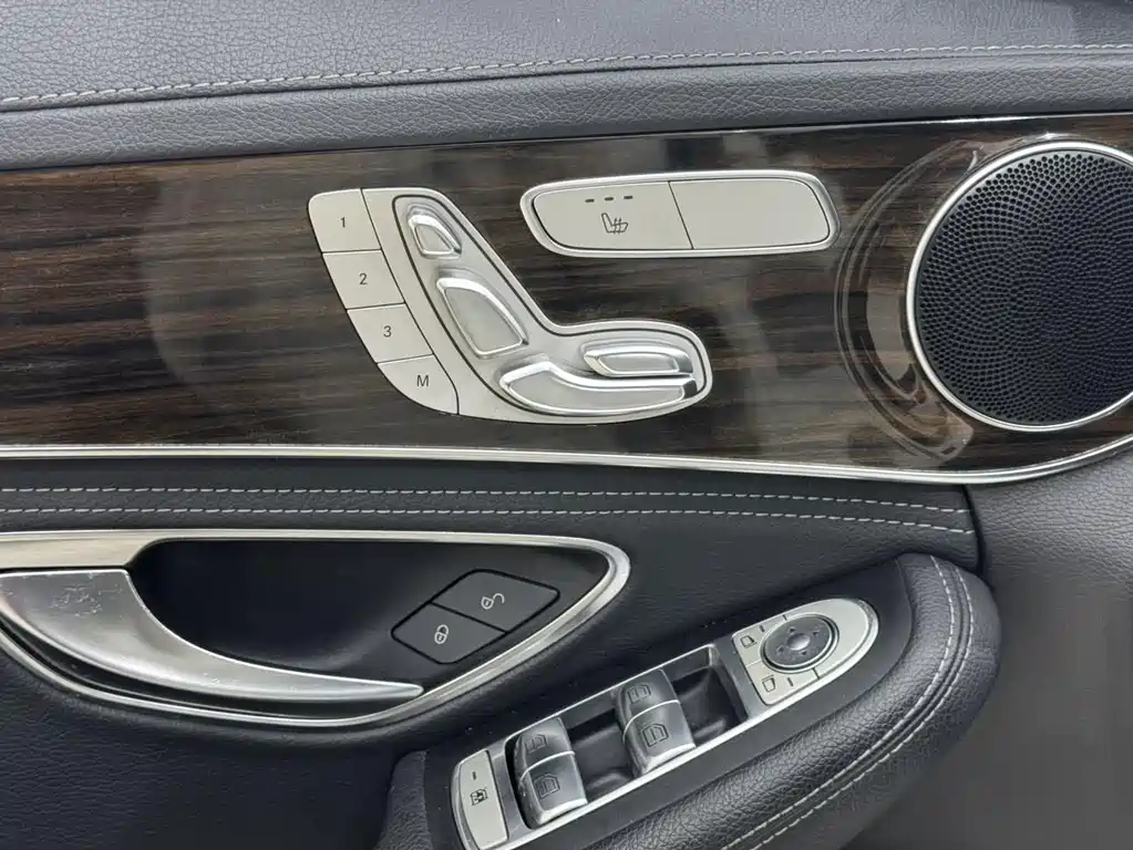 Mercedes-Benz C-Class 2015 — фото 10