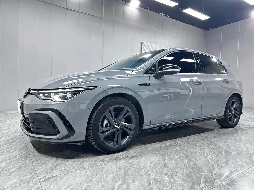 Volkswagen Golf 2023