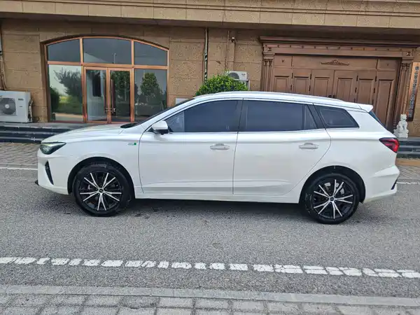 Roewe Ei5 2021