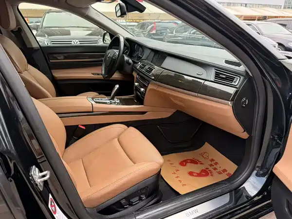 BMW 7 Series 2013
