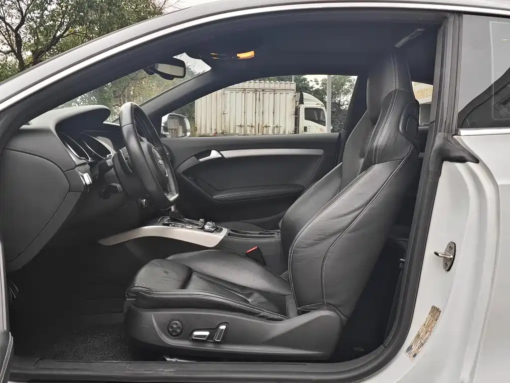 Audi S5 2014