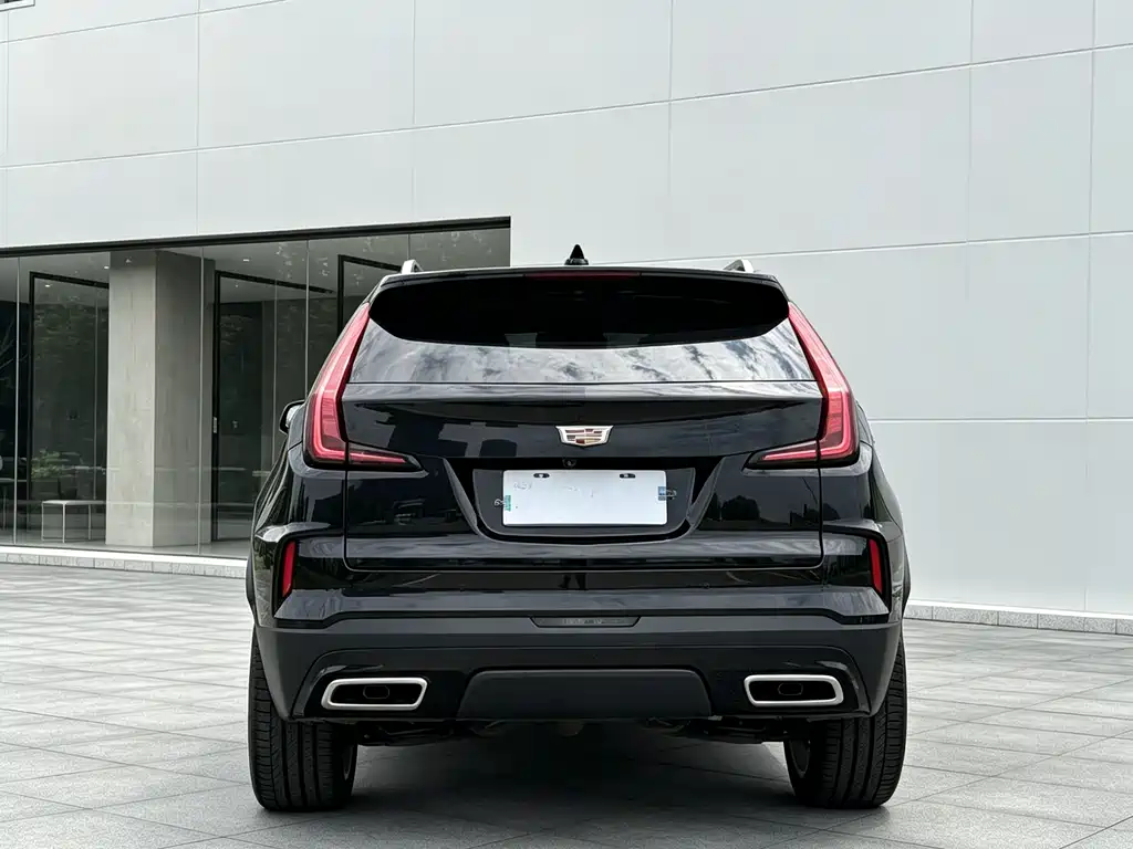 Cadillac XT4 2023 — фото 12
