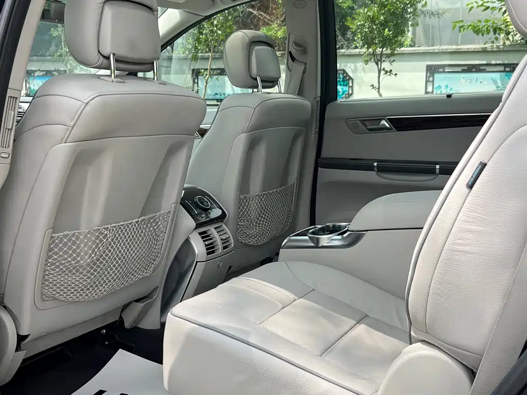 Mercedes-Benz R-Class 2014 — фото 18