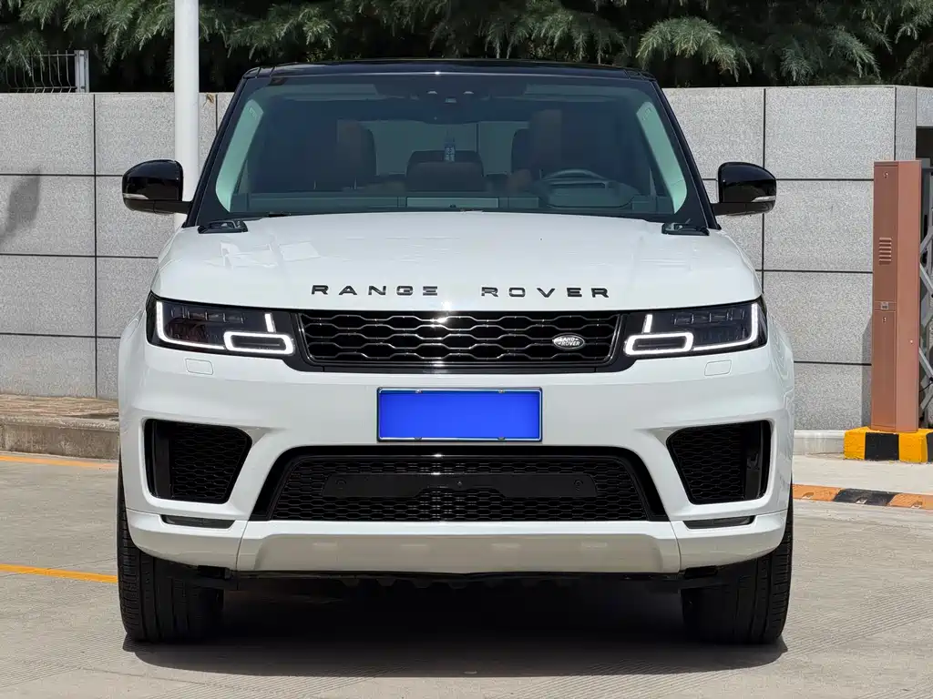 Land Rover Sport 2021 — фото 2