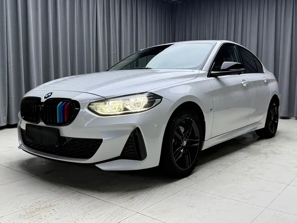 BMW 1 Series 2023