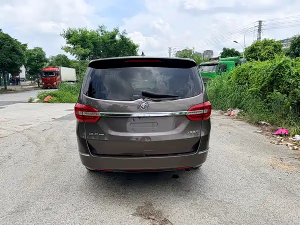 Buick GL8 2015