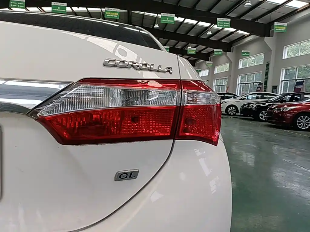Toyota Corolla 2016 — фото 8