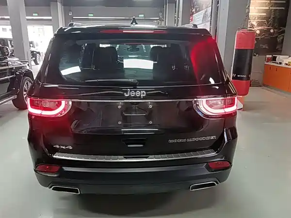 Jeep Grand Commander 2018