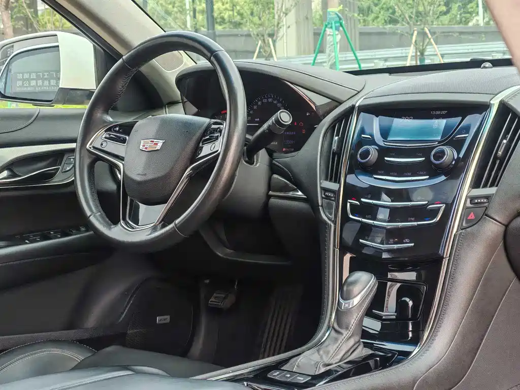 Cadillac ATS-L 2016 — фото 14