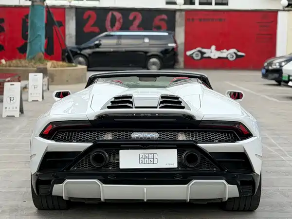 Lamborghini Huracan 2022