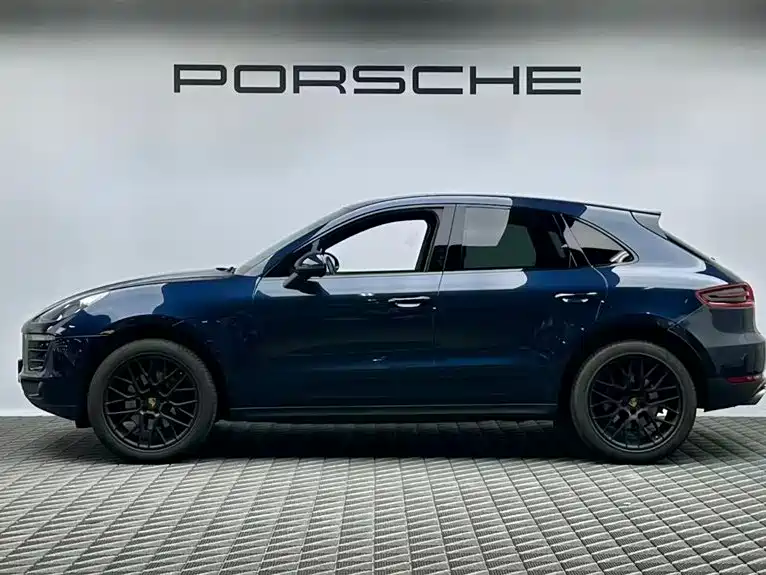 Porsche Macan 2017 — фото 4