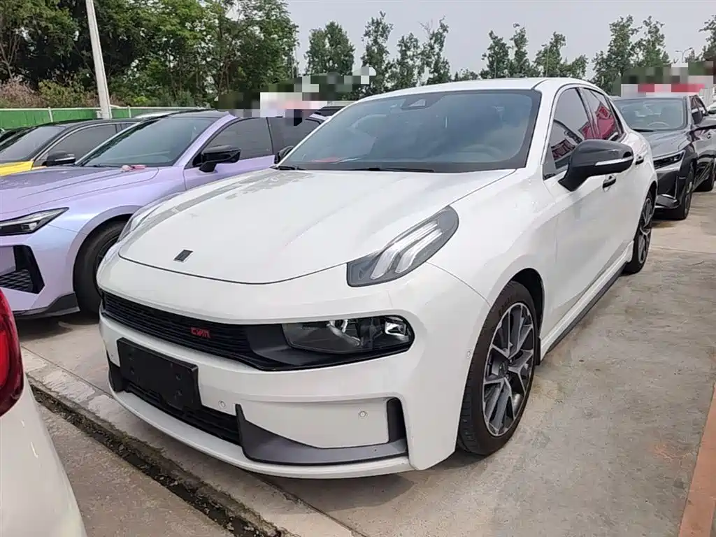 Lynk & Co 03 2022
