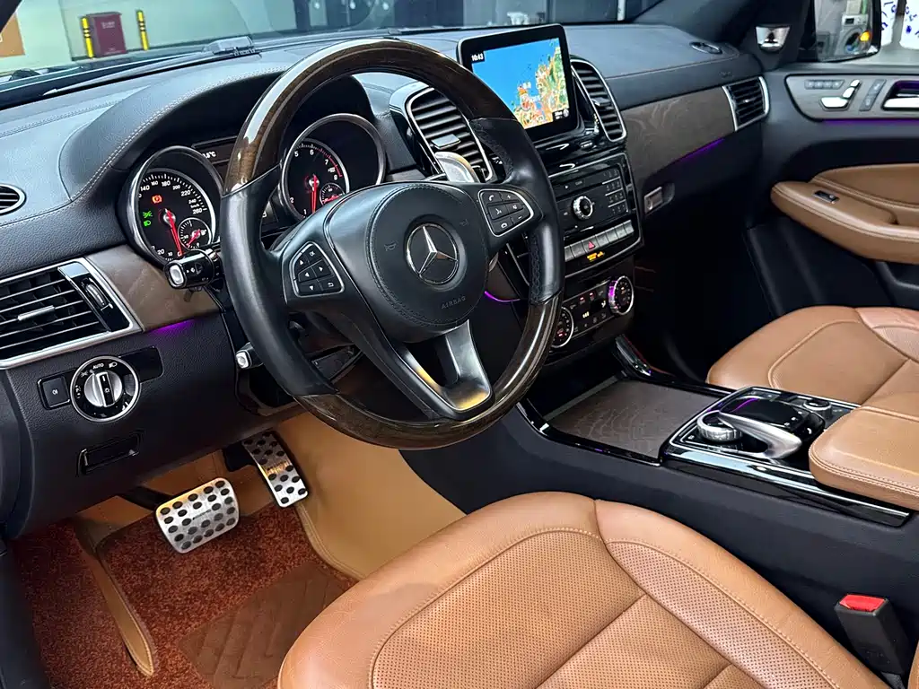 Mercedes-Benz GLS 2018 — фото 9