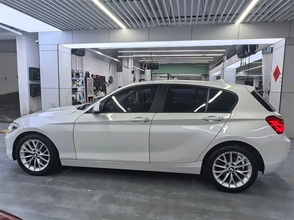 BMW 1 Series 2016 — фото 17