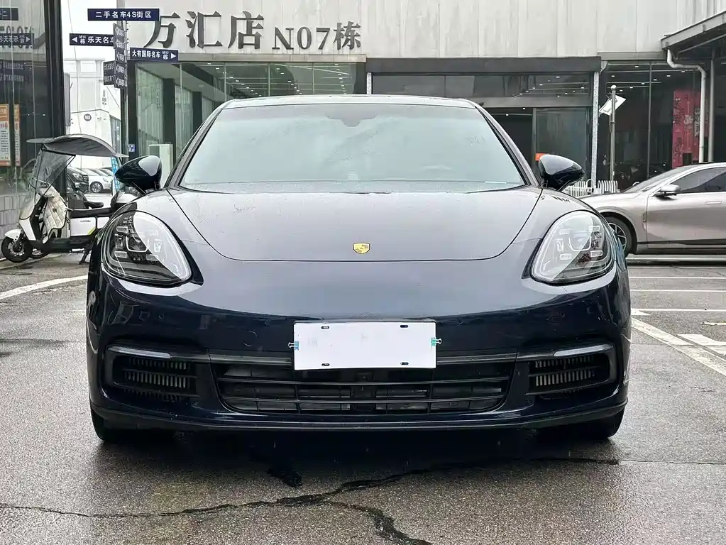 Porsche Panamera 2020 — фото 2