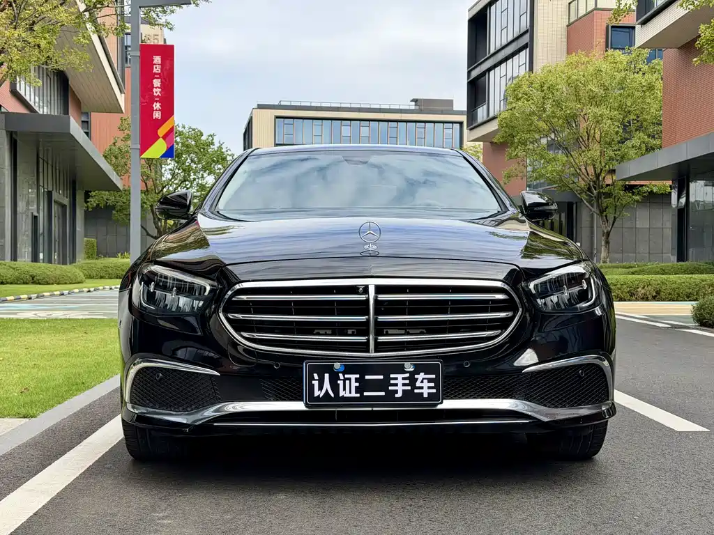Mercedes-Benz E-Class 2022 — фото 2