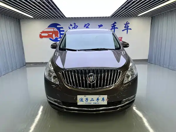 Buick GL8 2013