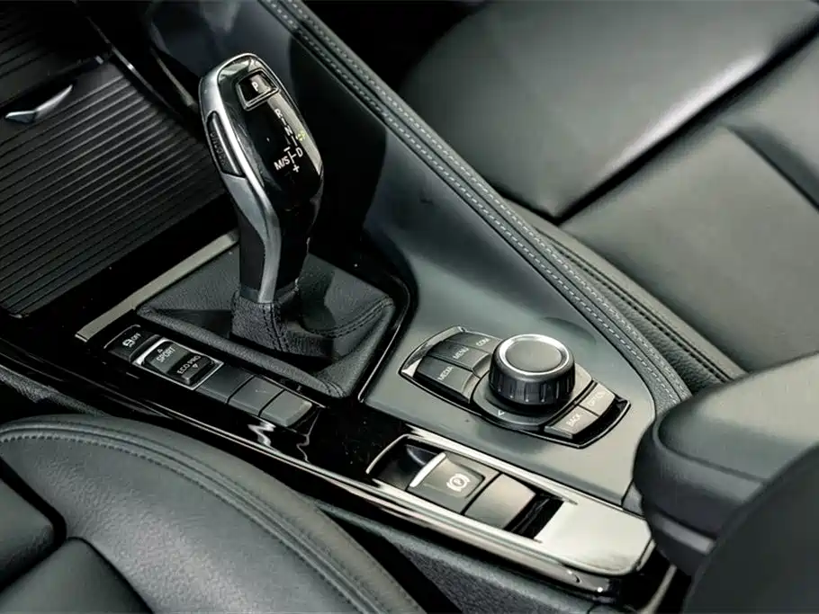 BMW X2 2019 — фото 11