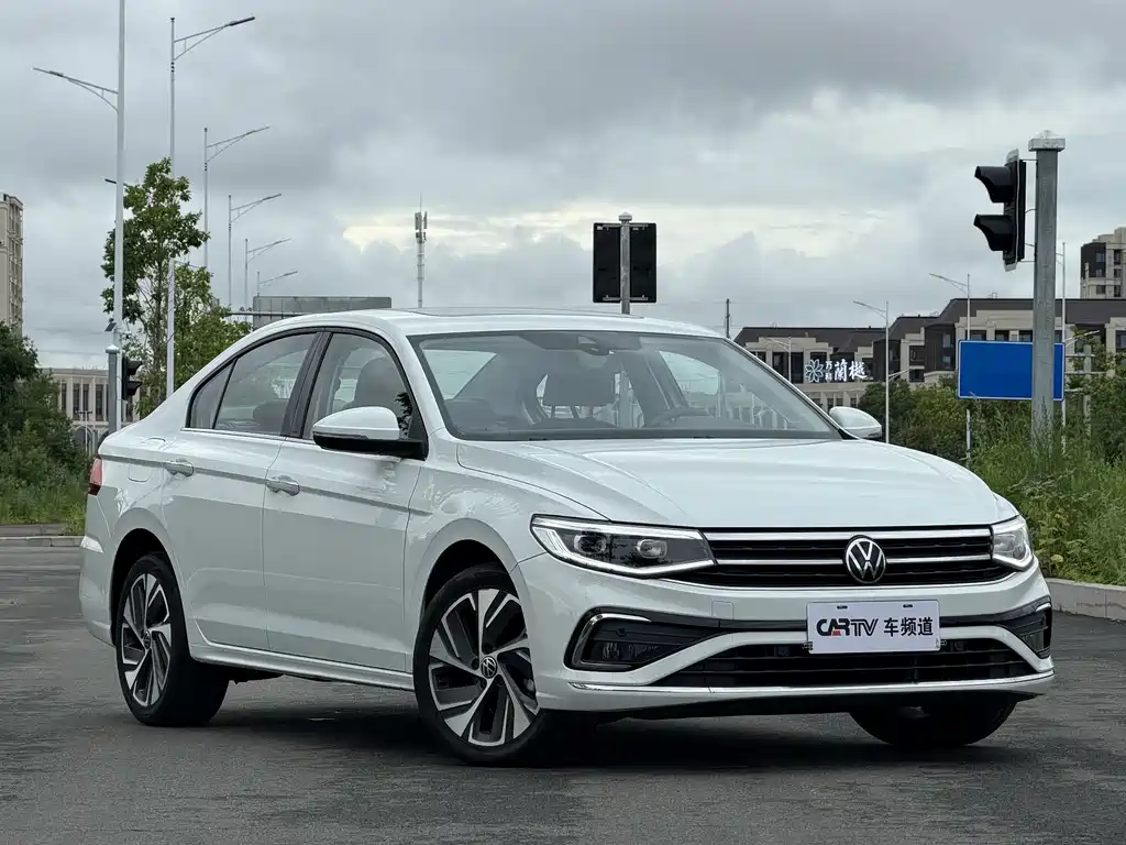 Volkswagen Bora 2022