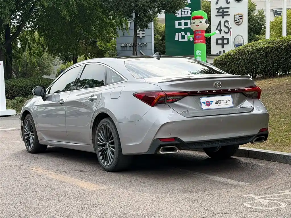 Toyota Avalon 2019 — фото 4